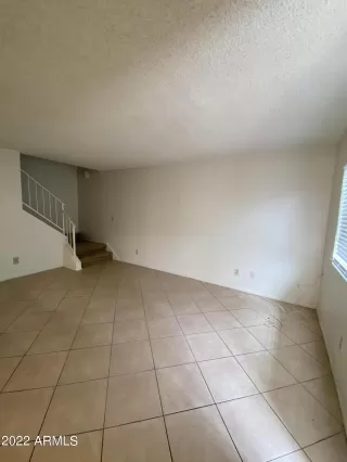 Photo #4: 6390870 Listing 