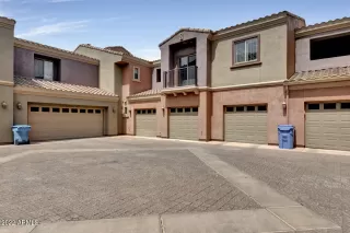 Photo #4: 6390888 Listing