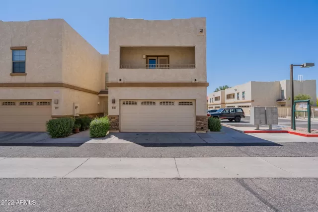 MLS: 6390990 Condo For Sale