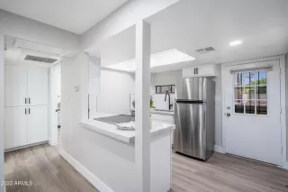 Photo #2: 6391002 Listing