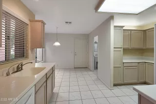 Photo #2: 6391017 Listing