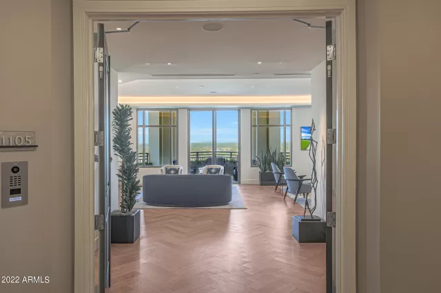 MLS: 6391088 Condo For Sale