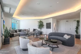 Photo #3: 6391088 Listing