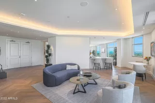 Photo #5: 6391088 Listing