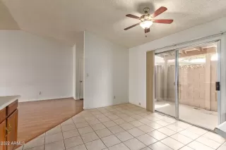 Photo #5: 6391122 Listing 