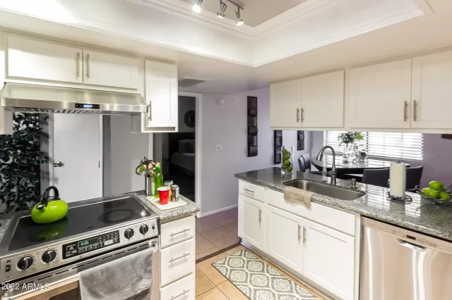 MLS: 6391242 Condo For Sale