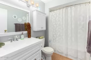 Photo #4: 6391242 Listing