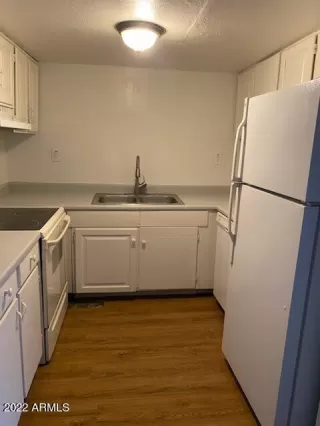 Photo #3: 6391295 Listing