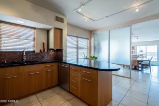 Photo #2: 6391361 Listing