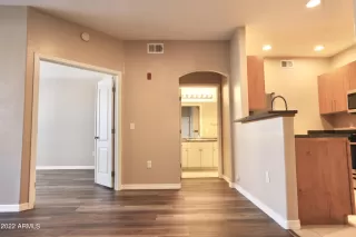 Photo #3: 6391437 Listing