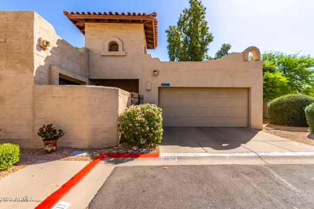 MLS: 6391486 Condo For Sale