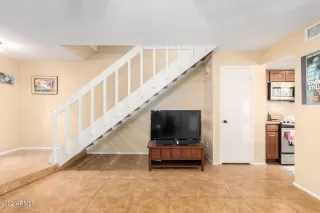 Photo #5: 6391504 Listing 