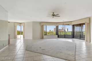 Photo #3: 6391637 Listing