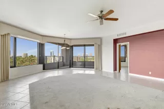 Photo #5: 6391637 Listing