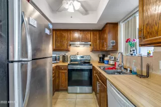 Photo #6: 6391839 Listing 