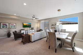 Photo #4: 6391860 Listing