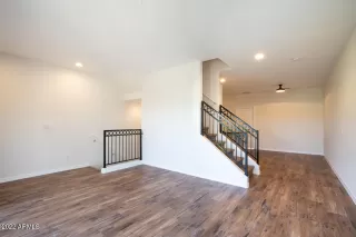 Photo #2: 6391877 Listing