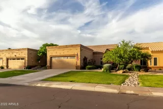 Photo #2: 6392000 Listing