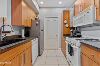 Photo #1: 6392052 Listing