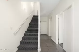 Photo #5: 6392101 Listing