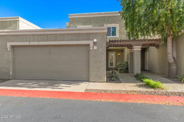 MLS: 6392362 Condo For Sale