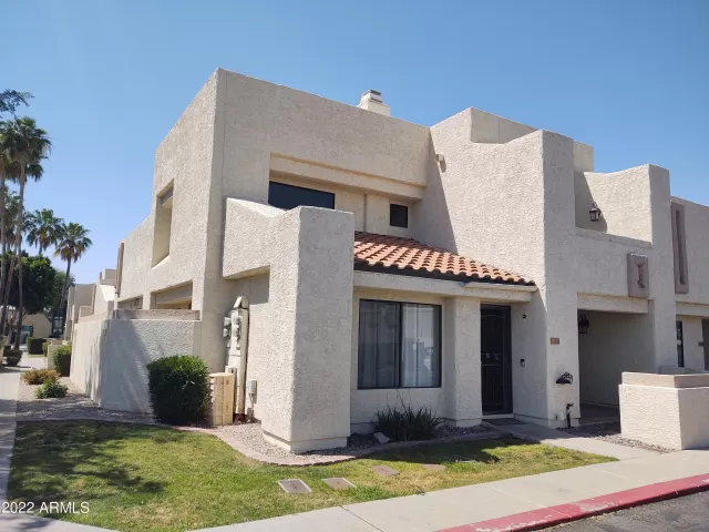 MLS: 6392373 Condo For Sale