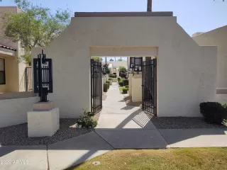 Photo #2: 6392373 Listing