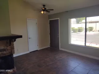 Photo #6: 6392373 Listing