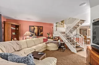 Photo #5: 6392463 Listing