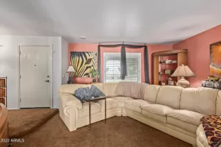 Photo #6: 6392463 Listing