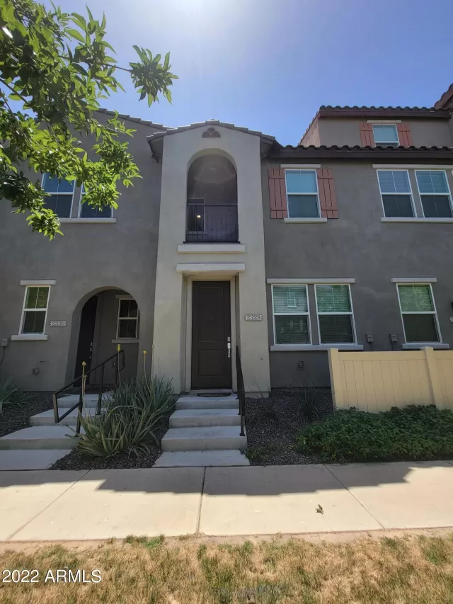 MLS: 6392691 Condo For Sale