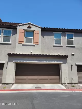 Photo #3: 6392691 Listing