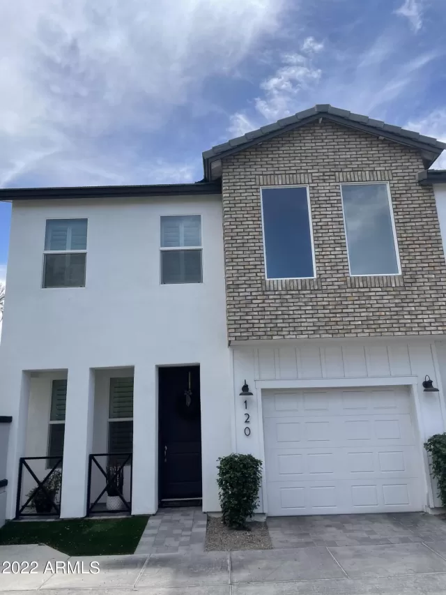 MLS: 6393049 Condo For Sale