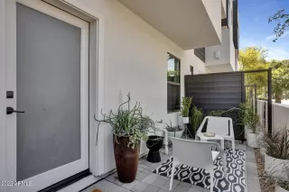 Photo #3: 6393120 Listing 