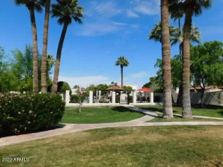 Photo #2: 6393136 Listing 