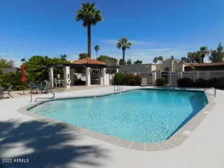 Photo #4: 6393136 Listing 