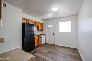 Photo #4: 6393236 Listing