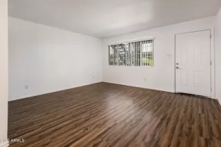 Photo #3: 6393240 Listing