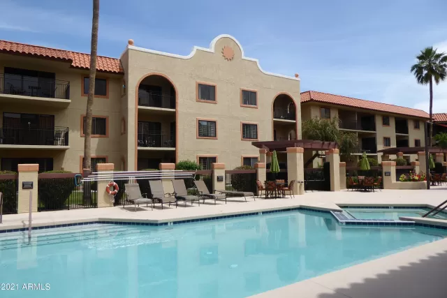 MLS: 6393369 Condo For Sale