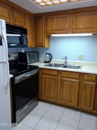 Photo #3: 6393369 Listing