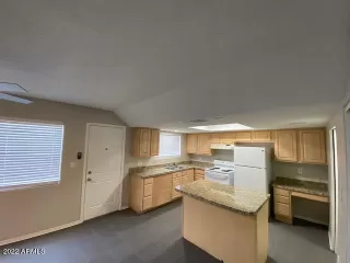 Photo #2: 6393557 Listing