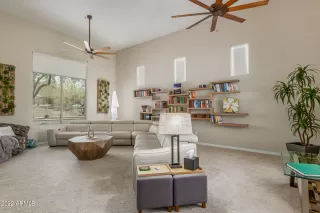 Photo #3: 6393670 Listing