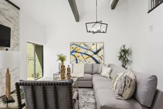 Photo #2: 6393749 Listing