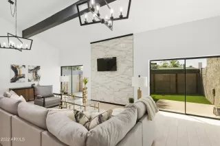 Photo #3: 6393749 Listing