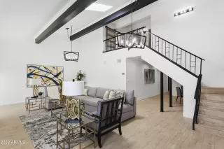 Photo #5: 6393749 Listing