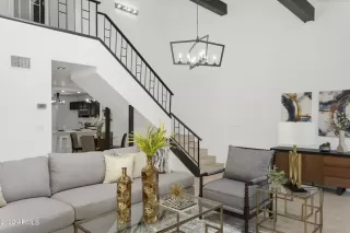 Photo #6: 6393749 Listing