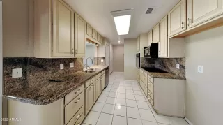 Photo #2: 6393833 Listing