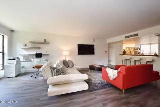 Photo #2: 6393985 Listing 