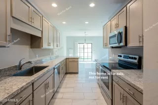 Photo #3: 6394093 Listing