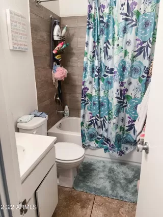 Photo #5: 6394120 Listing